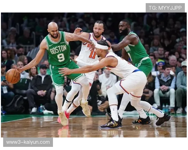 尼克斯狂飙28-6反超绿军 半场落后后逆转局势