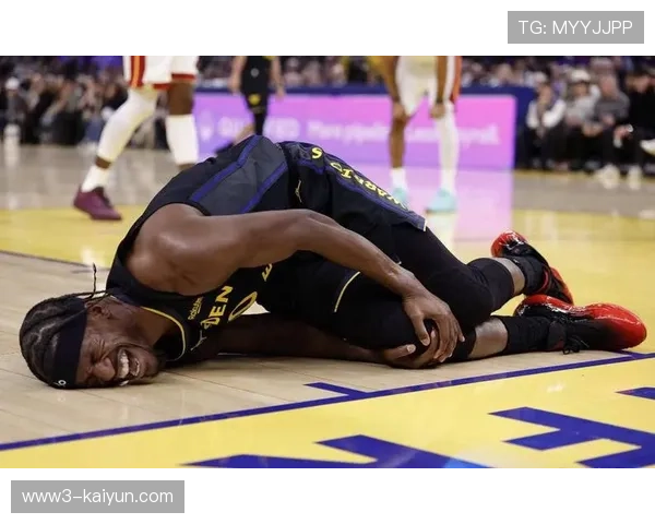 骑士防守效率显著下滑 阿伦膝伤长期缺阵致内线屏障缺失 骑士防守效率显著下滑 阿伦膝伤长期缺阵致内线屏障缺失